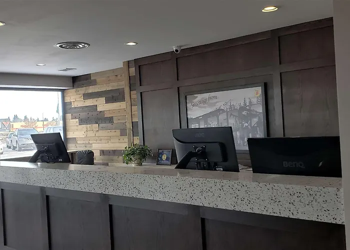 Super 8 By Wyndham Spruce Grove